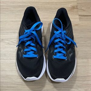 Saucony Women's Black and Blue Athletic Shoes
